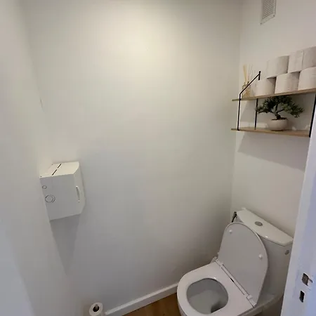 Shiny Sea View Flat Vue Merterrace In Апартаменты
